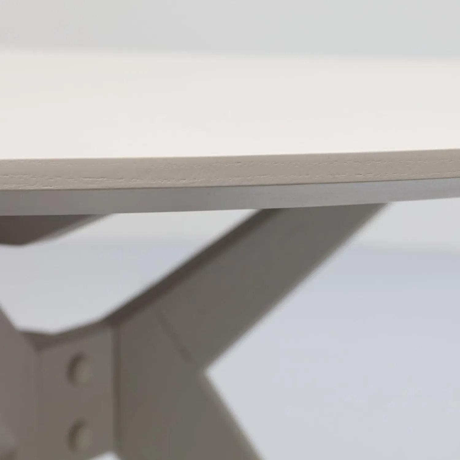 Ovale Eettafels-Trendhopper Zeme Eettafel Off White